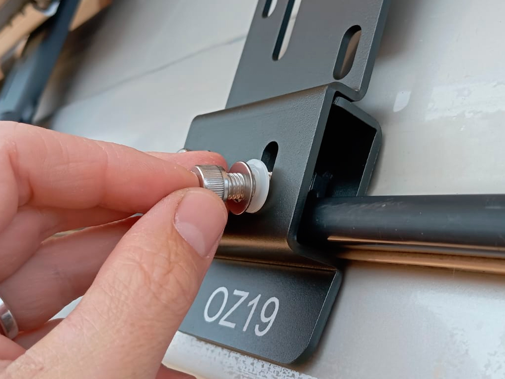 Ozroofracks | Gutter Roof Rack